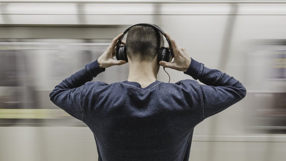 Hörbüche rund Podcasts für Männer