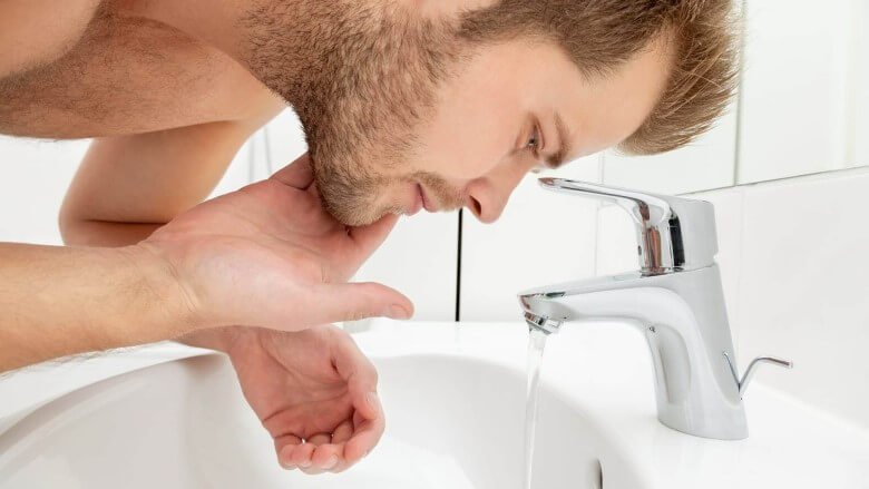Bartpflege: Die Barthaare waschen