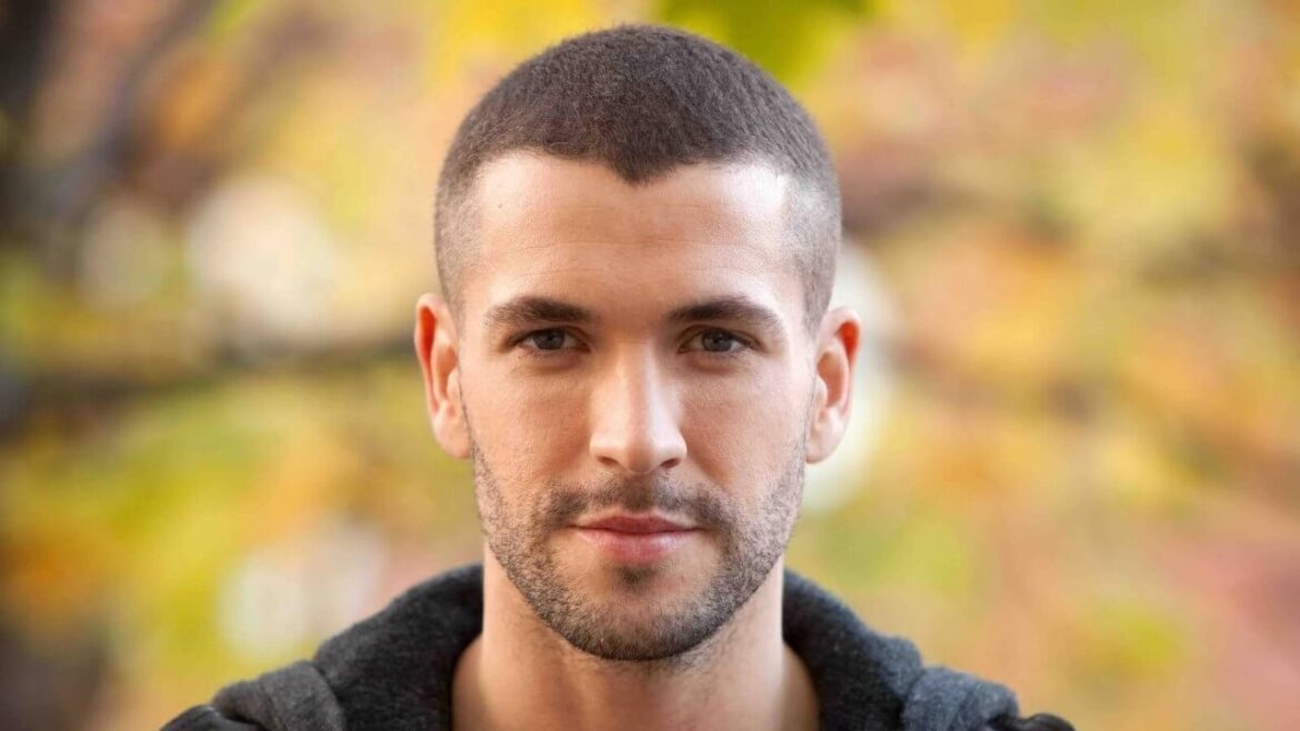 Mit dieser Männer Frisur liegst Du 2022 voll im Trend Buzz Cut: Männer Frisuren im Trend
