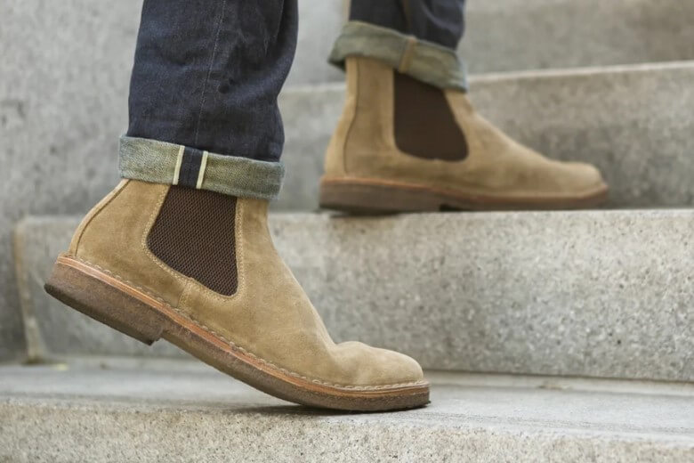 Chelsea Boots Herren: Styling Tipps zur dunklen Jeans