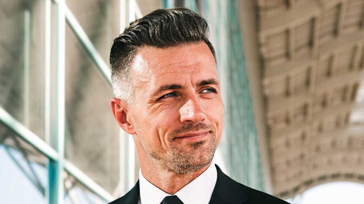 Fassonschnitt im Business-Bereich