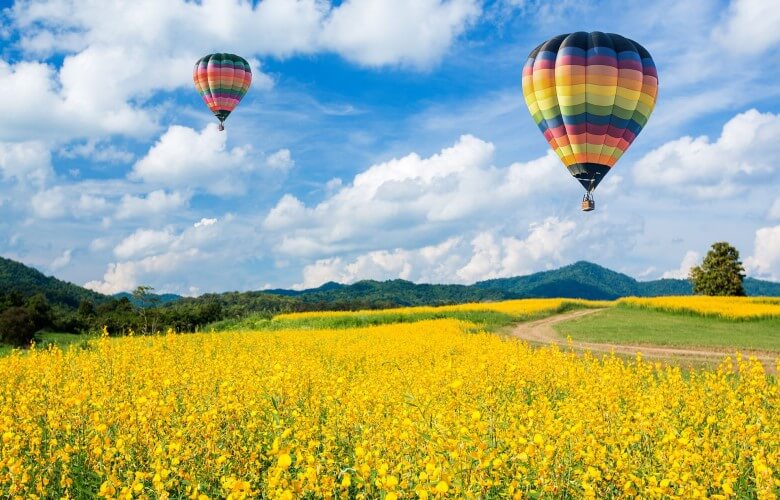 Erstes Date Ideen: Fahrt mit einem Heißluftballon