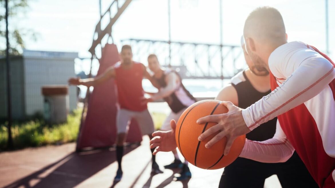 Basketball Workouts: Diese Übungen machen Dich fit