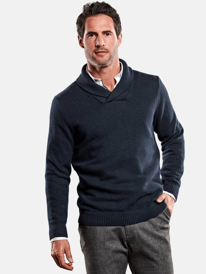 Herren Pullover: Der Stehkragen Pullover