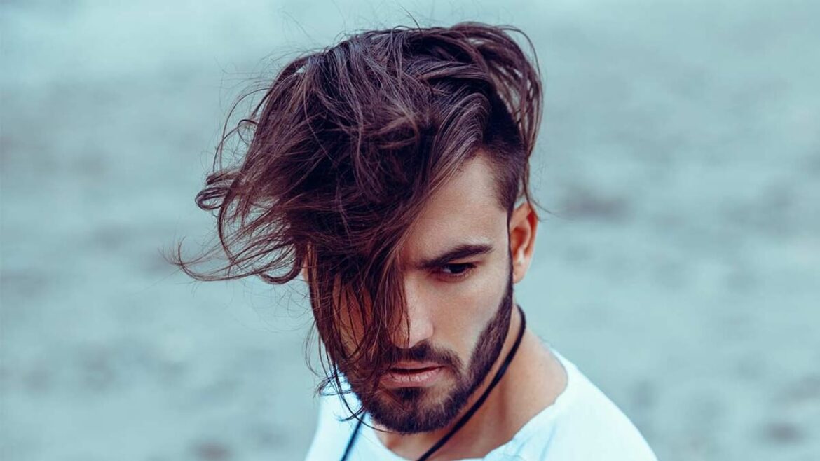 Bereik de ultieme supercoole look met dit mannenkapsel Bereik de ultieme supercoole look met dit mannenkapsel