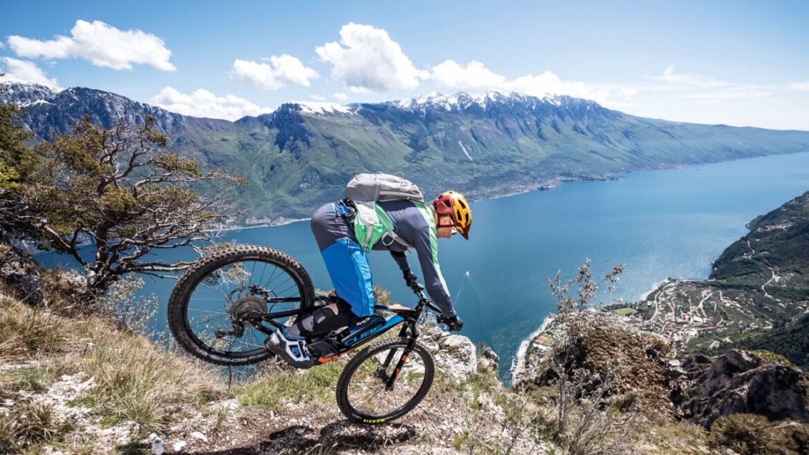 Lithium-Ionen-Akkus für E-Bikes E-Bike Akku: Richtig aufladen