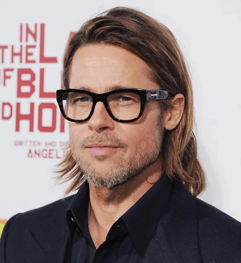 Frisur mit Brille: Brad Pitt