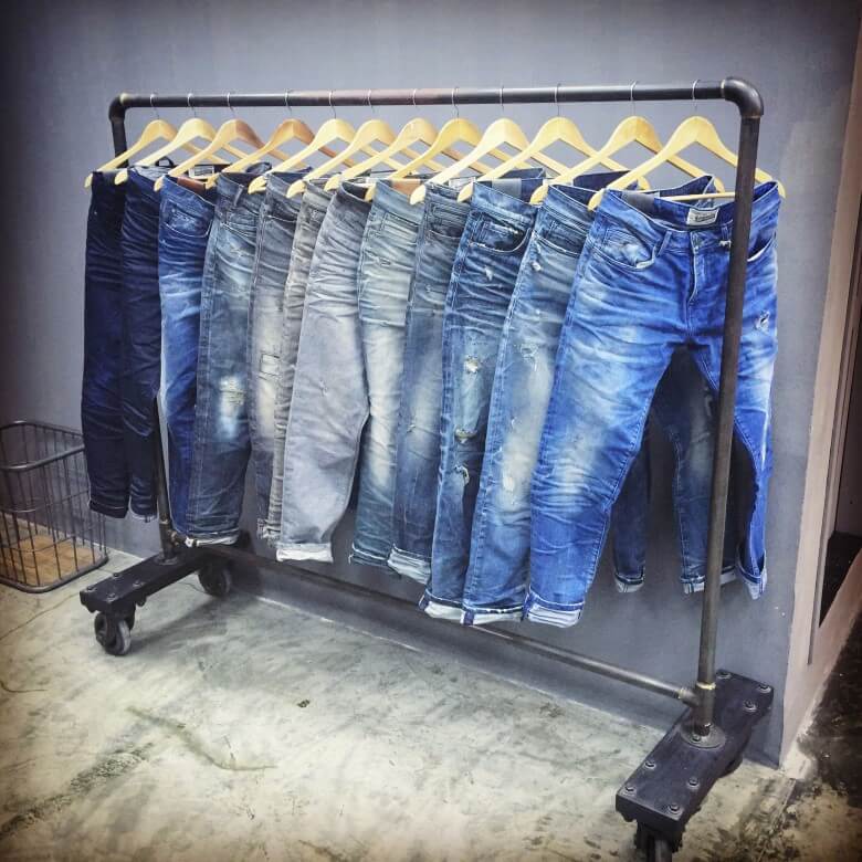 Vermarktung von Jeans