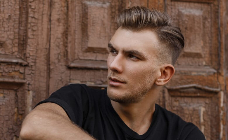 Kurzhaarfrisuren für Männer: Undercut