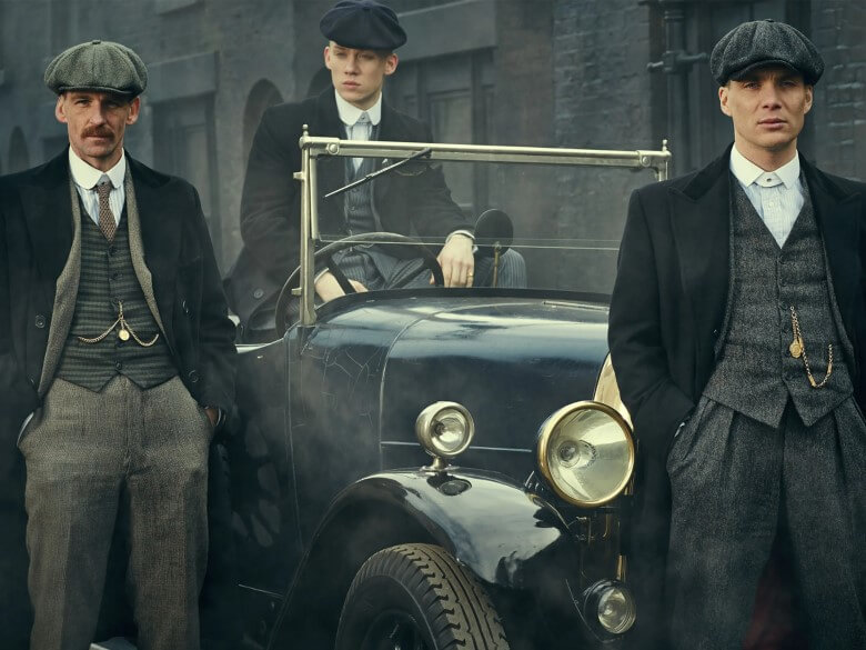 Die Shlby Gang aus Peaky Blinders mit Taschenuhren