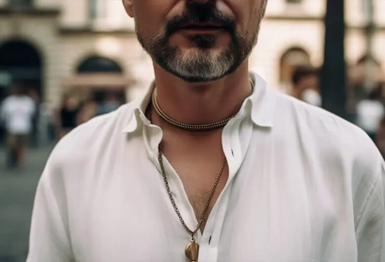 Können Männer mehrere Halsketten tragen?