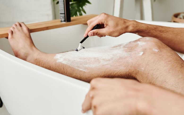 Männer Beine rasieren: Tipps