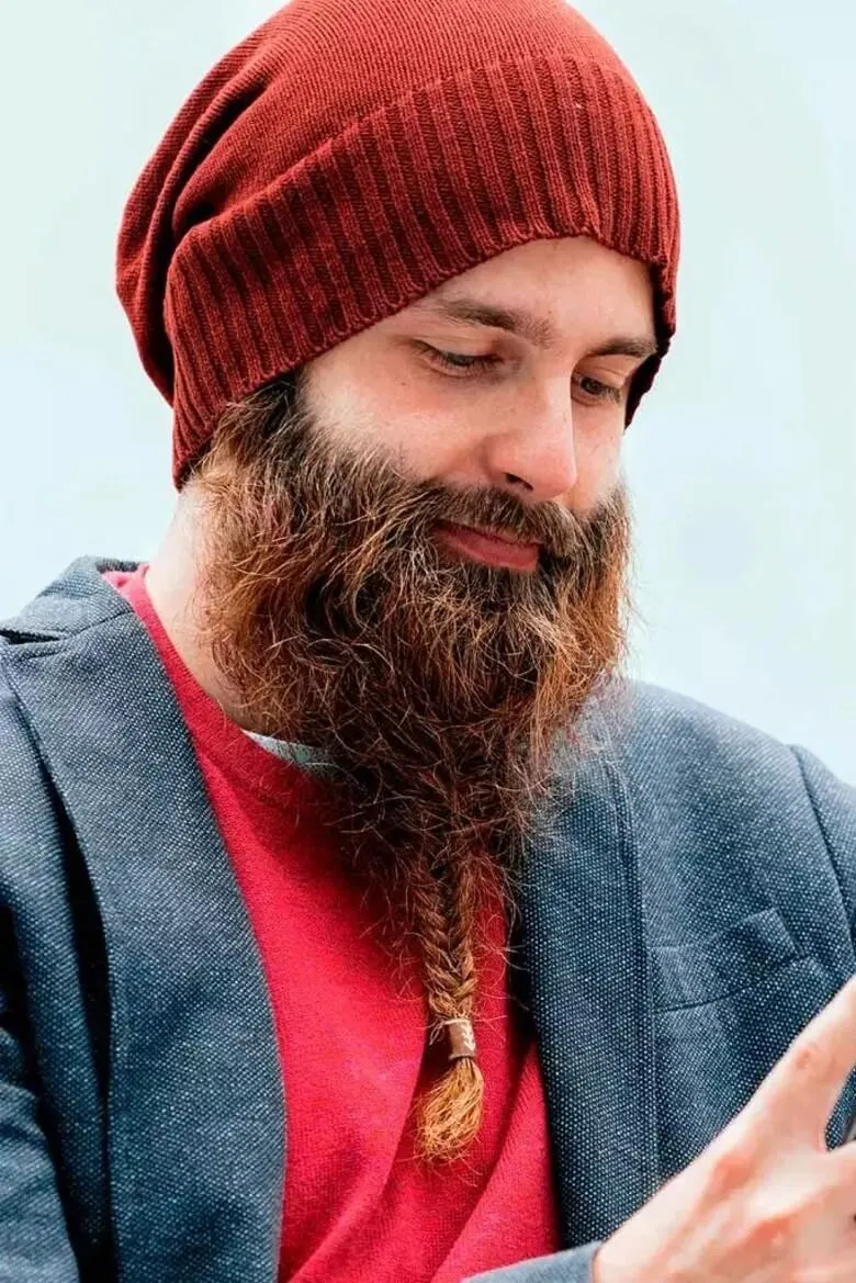 Moderner Wikinger-Bartzopf