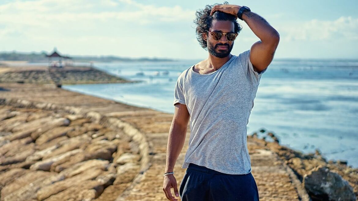 So stylst Du Deine Haare mit Meersalzspray Meersalzspray für Männer - Ratgeber für Dein Haarstyling