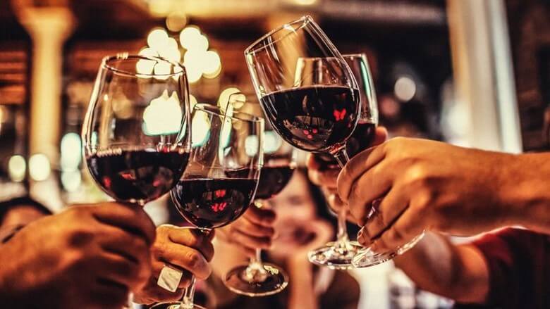 Genussvoll Wein trinken
