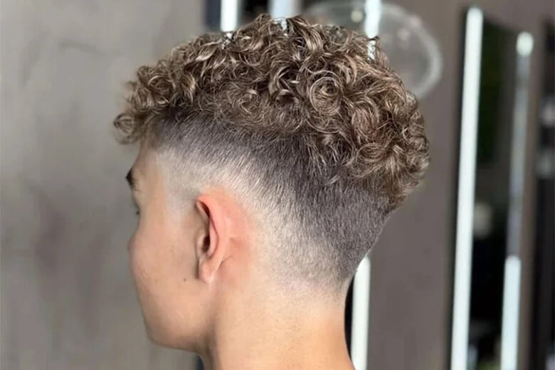 Faded Broccoli Haircut für Männer