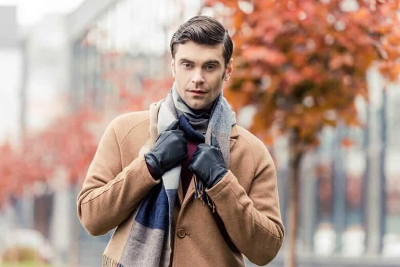 Passende Accessoires für ein Herbst-Outfit für Männer