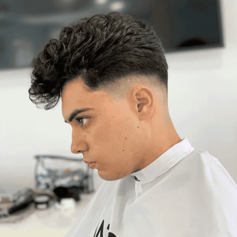 Besten Herrenhaarschnitte 2026 - High Volume Pompadour