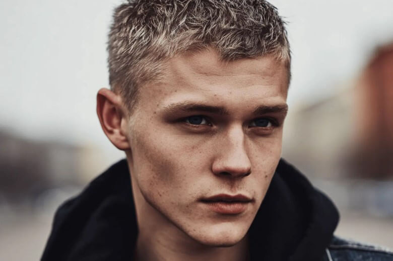 kurze Männerfrisuren nach Alter - Buzz Cut