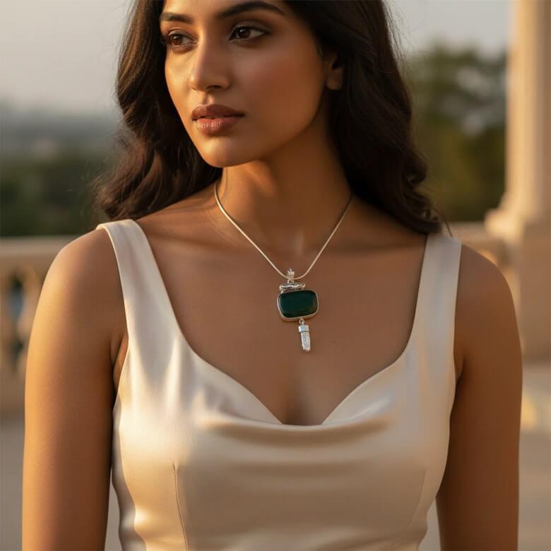 Onyx-Edelstein als Geschenk