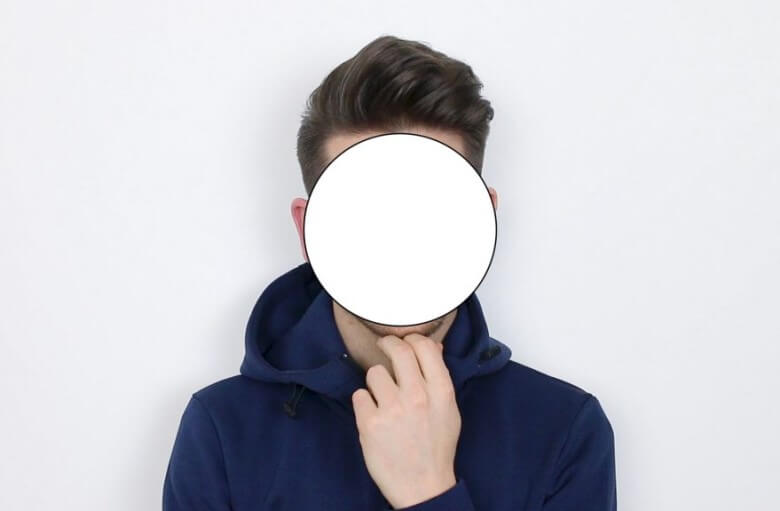 Frisuren für Männer mit Brille und rundem Gesicht